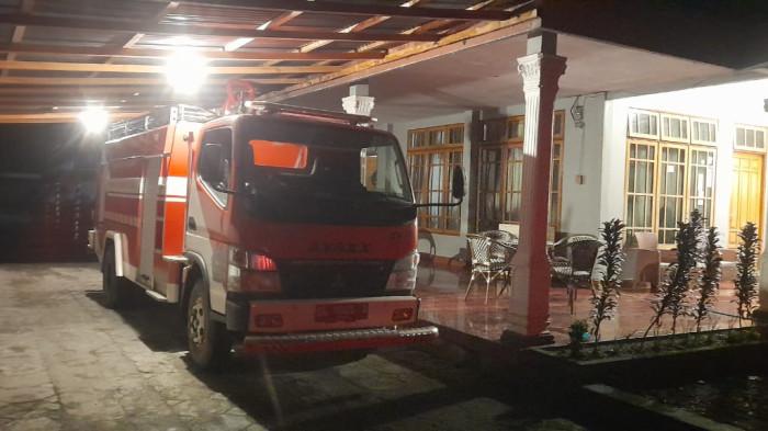 Gudang Generator Keluarga Makagansa–Rompis di Manente Sangihe Terbakar, Tidak Ada Korban Jiwa