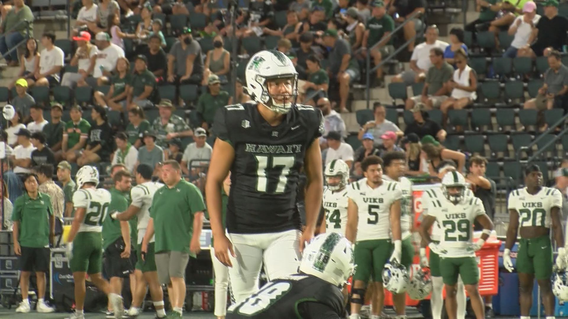 matsuzawa-becomes-uh-s-1st-walter-camp-all-america-first-teamer