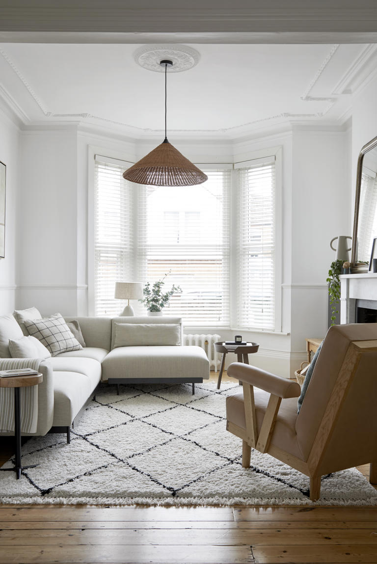 Help, my white walls look blue — here's why it's happening, and how to ...