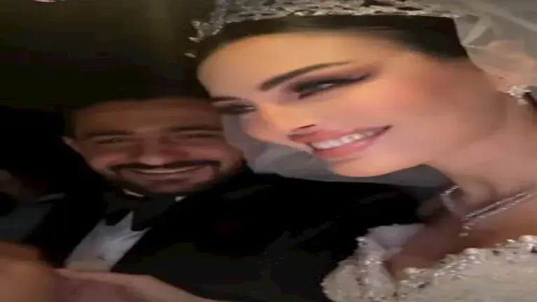 الفنانة دارين حداد