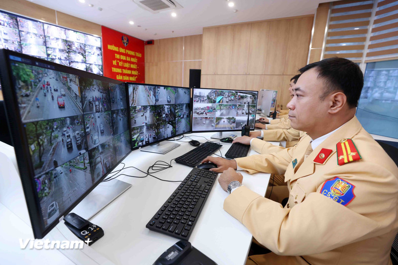 1.837 camera AI chính thức giám sát giao thông Thủ đô theo thời gian thực