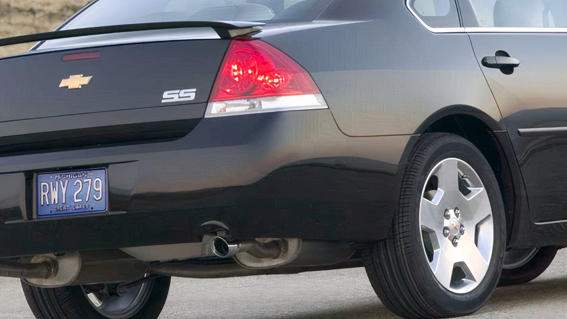 5300 V8-powered sedans: The ultimate late 00s sleepers