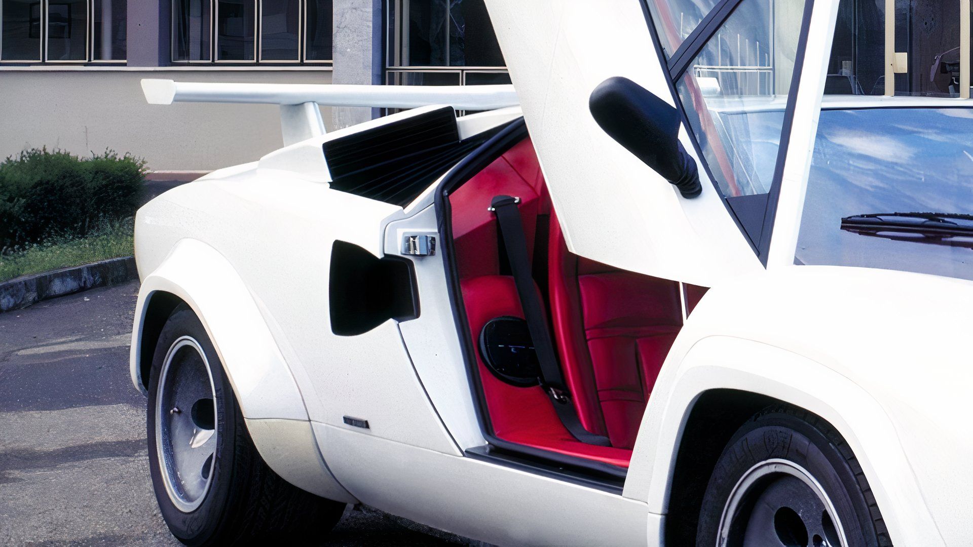 The Lamborghini Countach's rear wing only made it slower