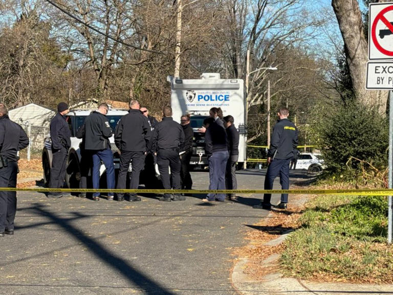 Suspect accused of killing Charlotte mother, found in vehicle, arrested