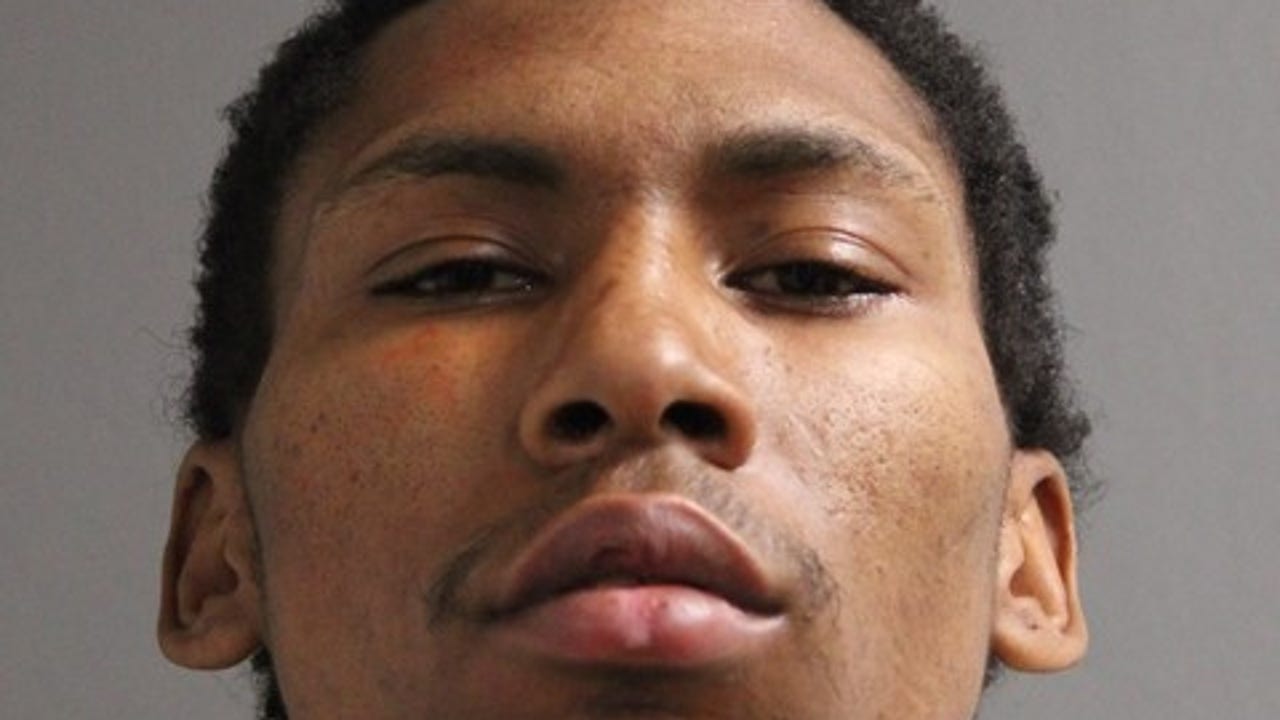 Chicago crime: Man sexually assaulted woman with disability in the Loop ...