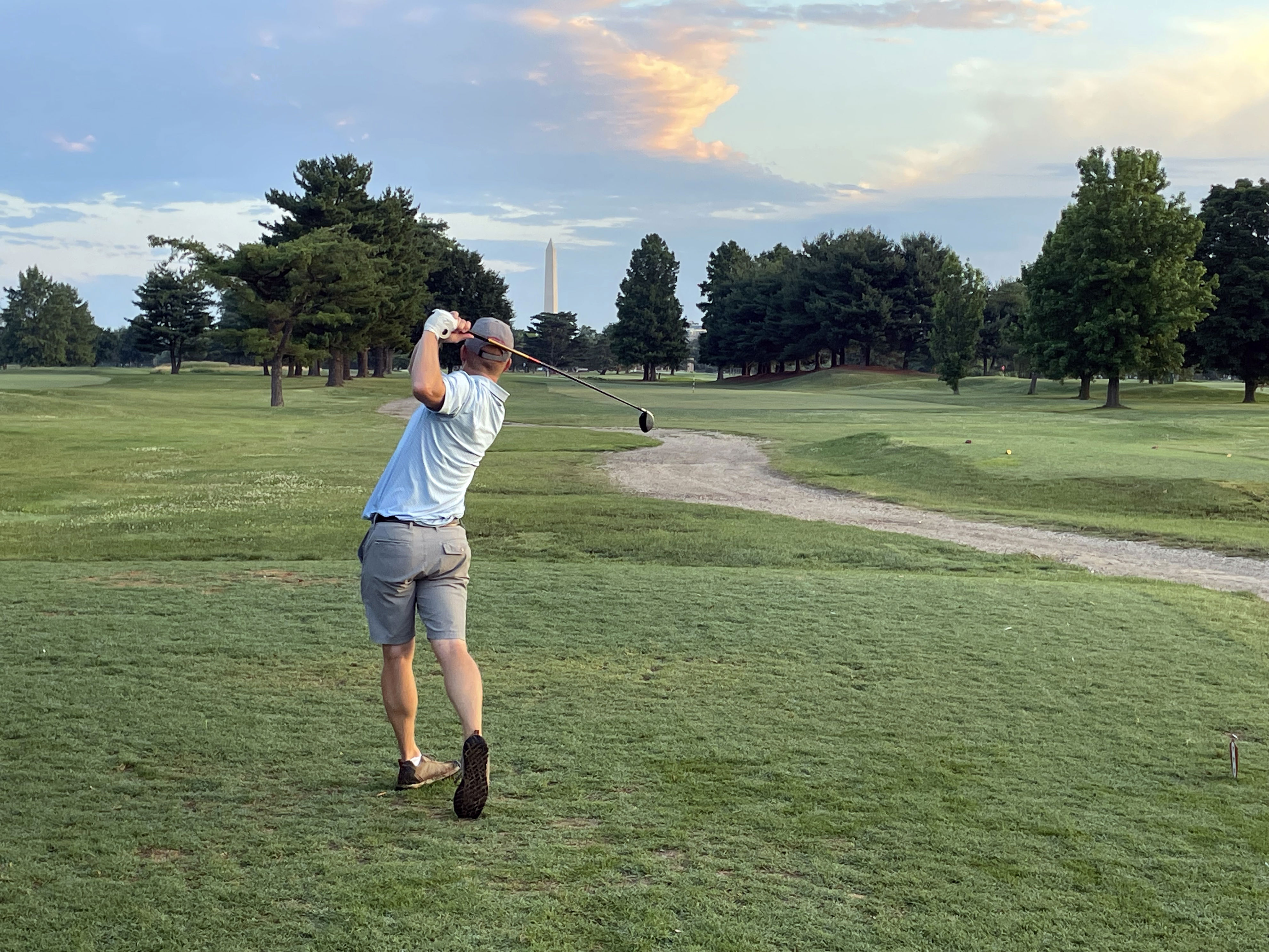 Trump moves on DC golf courses with notice that jeopardizes lease<br><br>