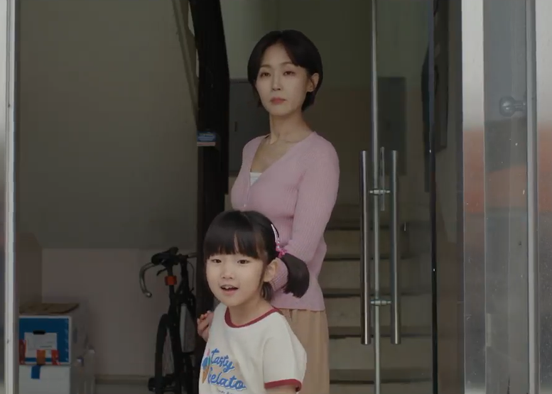 5 Keraguan Hwang Mi Gyeong di Heroes Next Door 3 AA1Shl5S