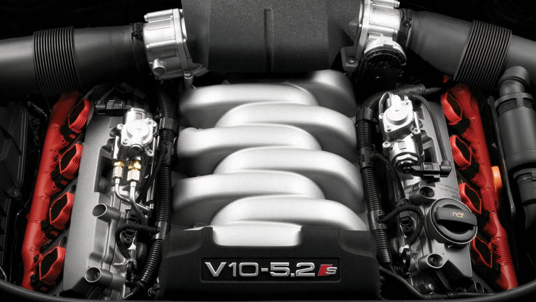 Pros and cons of the V10 engine