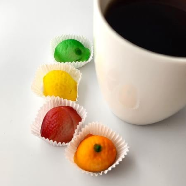 7 old-fashioned Christmas candies you can still get today