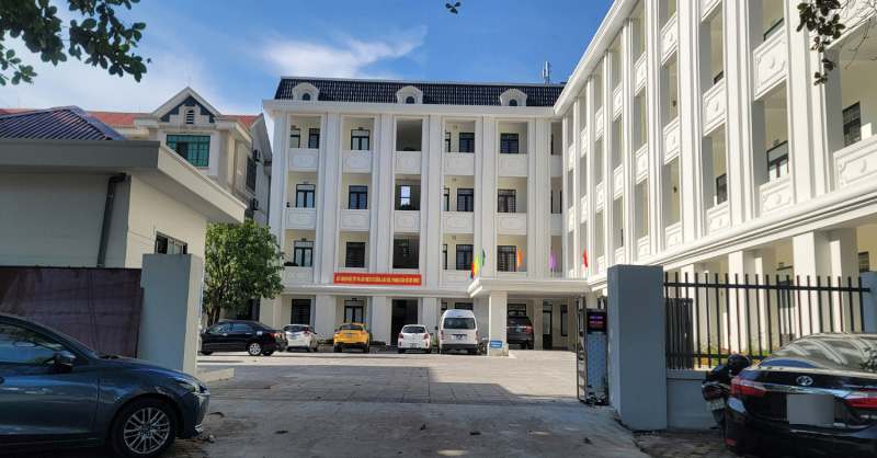 Giáo viên Hà Tĩnh băn khoăn vì bị yêu cầu chứng chỉ tiếng Anh, tin học khi thăng hạng