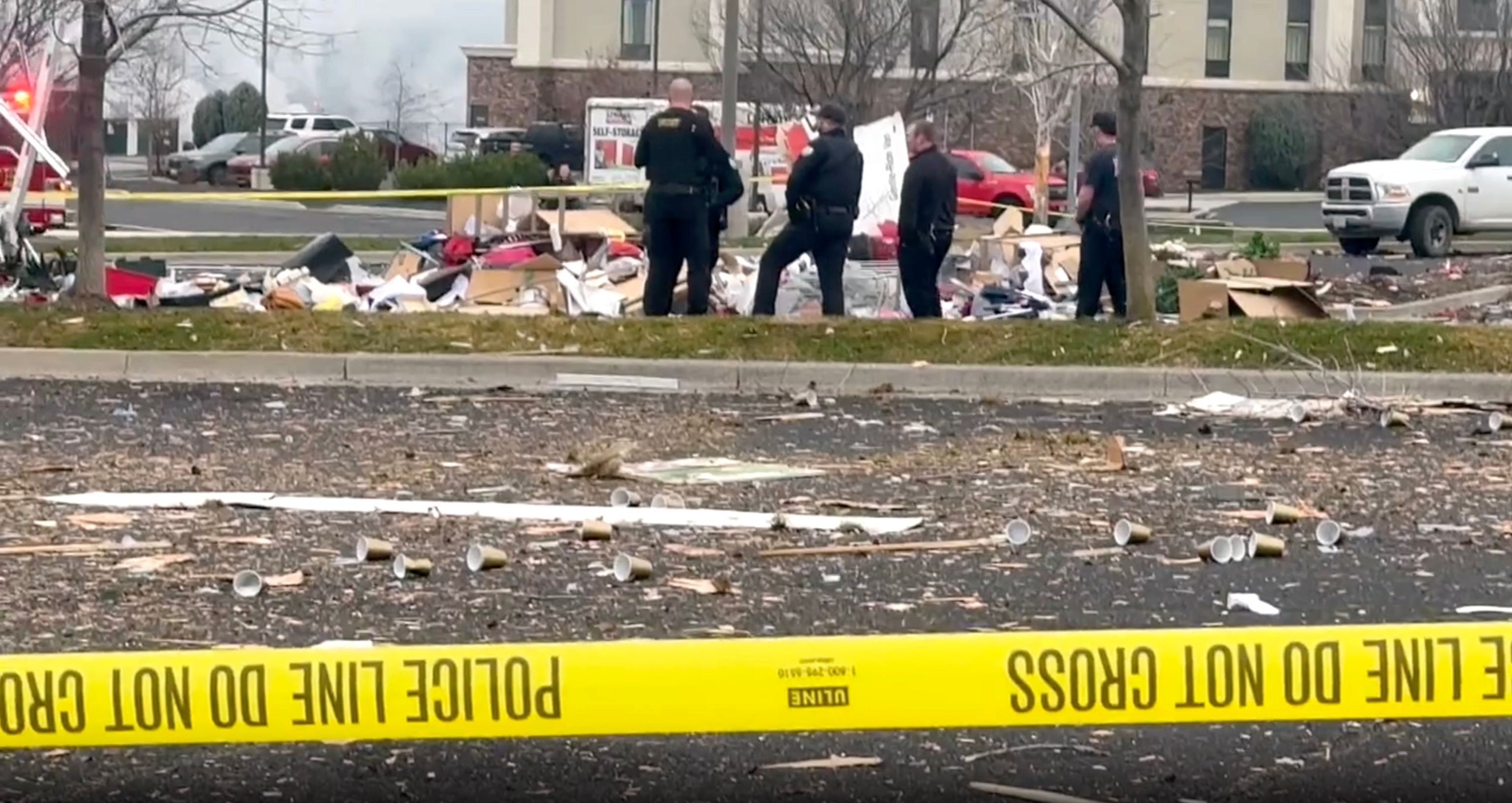 1 dead in U-Haul truck explosion in Idaho parking lot: Officials<br>