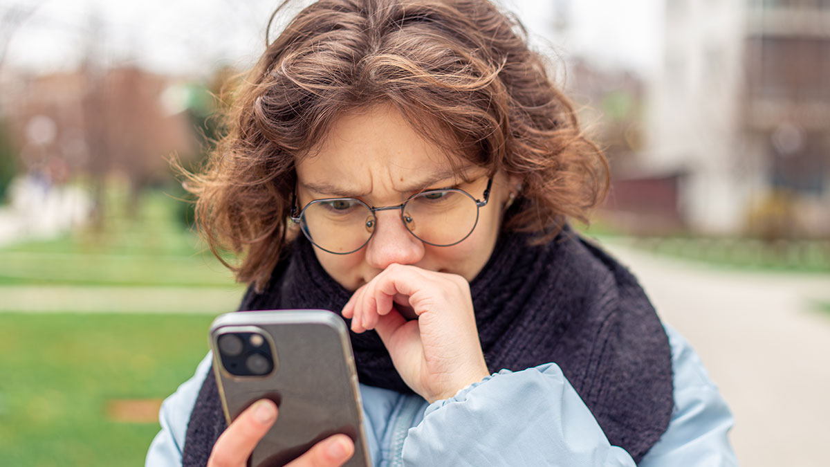 27 awkward wrong number texts that became internet treasures
