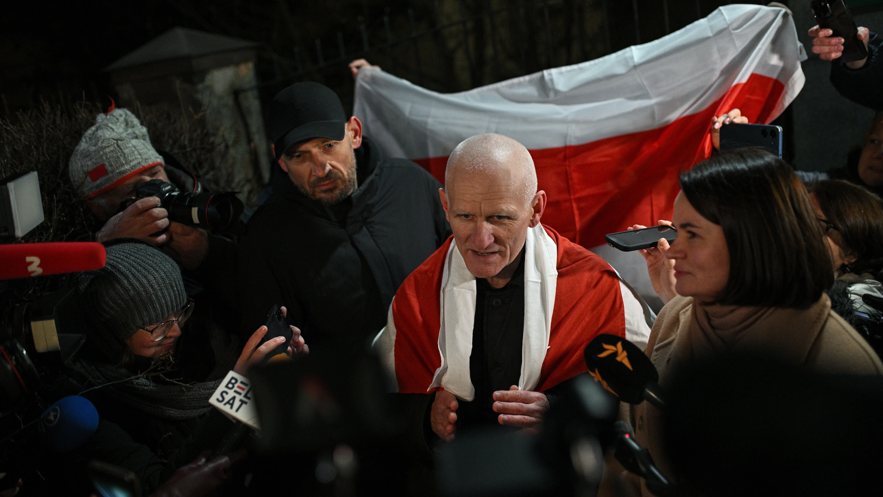 Ales Bjaljazki am Samstag vor der US-Botschaft in Vilnius