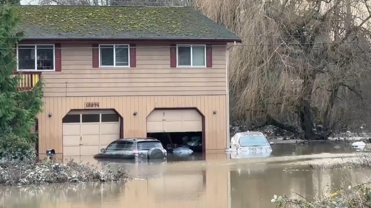 Residents clean up, assess damage after waters recede from Washington ...