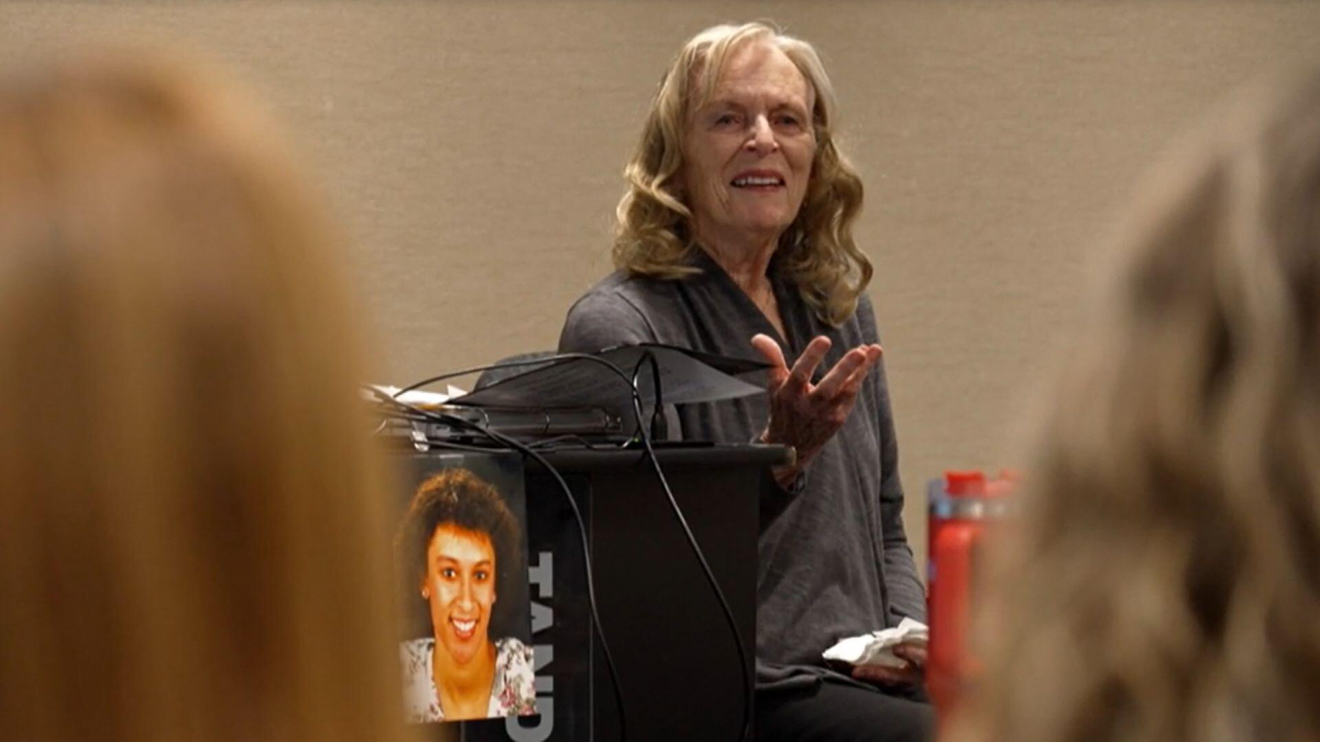 A "Survivor" finalist's mission to prove his late sister was murdered