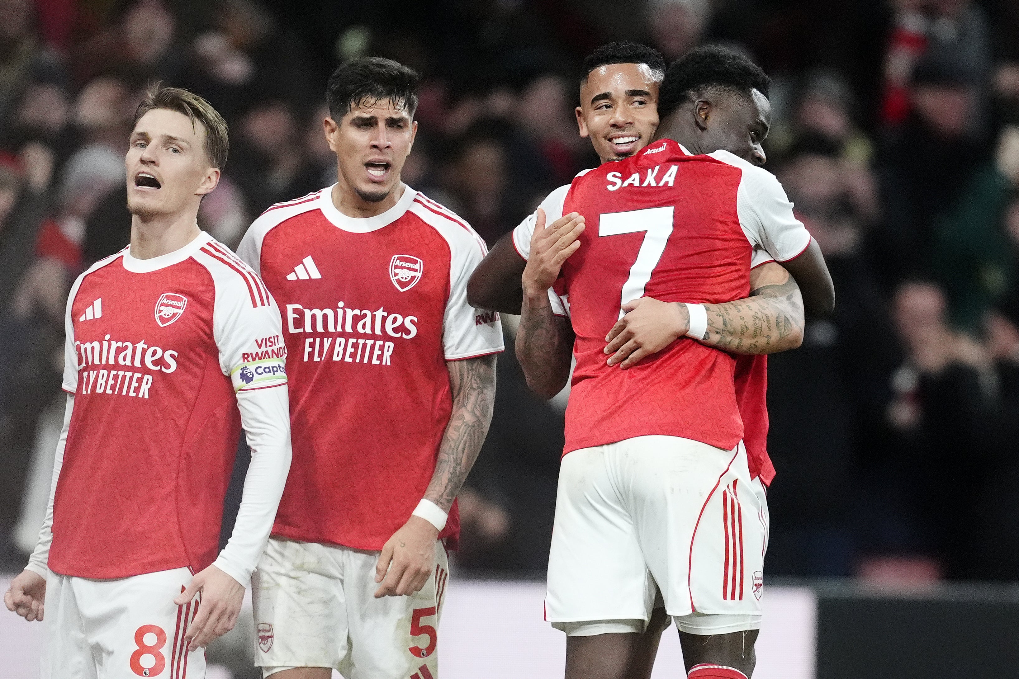 Arsenal need last-gasp winner against plucky Wolves to move five points ...