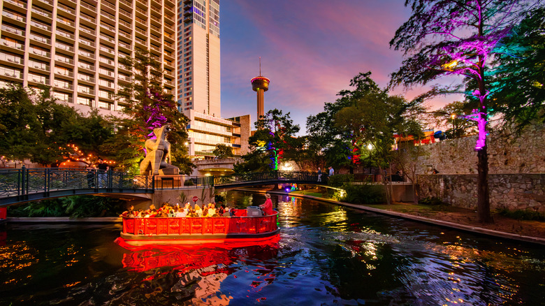 5 San Antonio River Walk hotels guests rave about