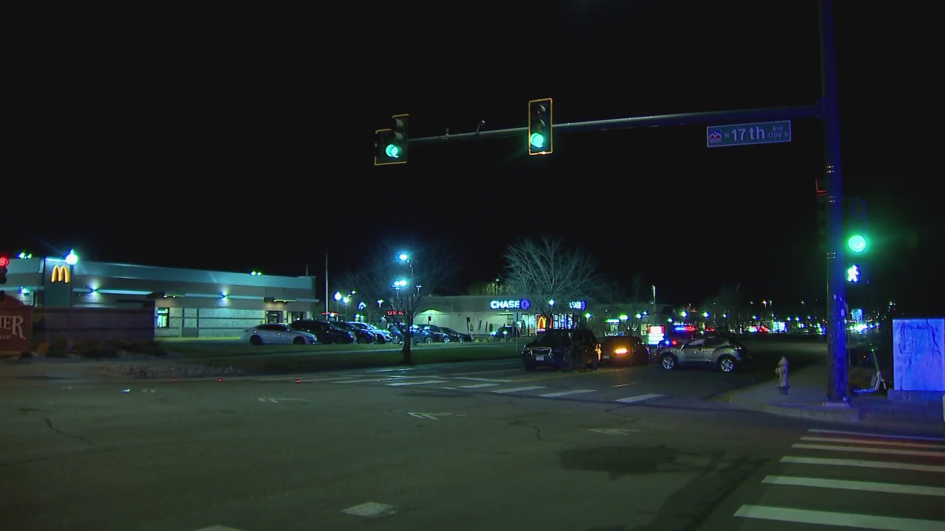 Denver police searching for driver in hit-and-run after 4 vehicle crash