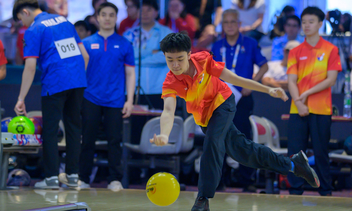 Học sinh lớp 11 vô địch SEA Games: Sắp thắng bị chủ nhà bắt đấu lại, vẫn gặt HCV