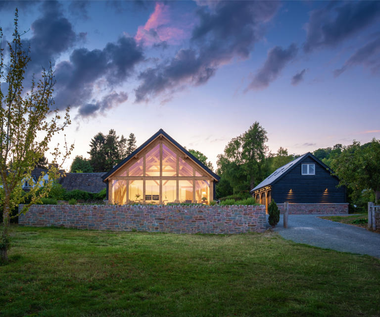 Timber frame construction: A guide to building a home with wood