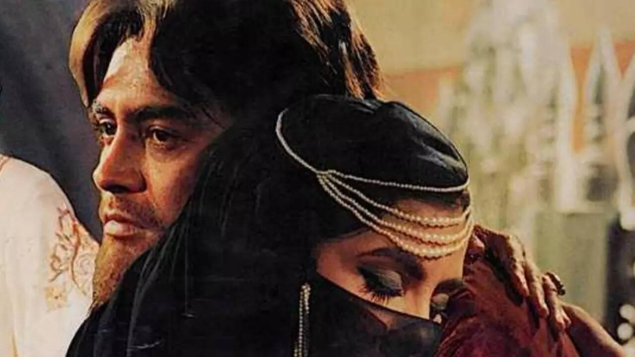 This Bollywood epic took 23 years to make, lost its actors and director ...