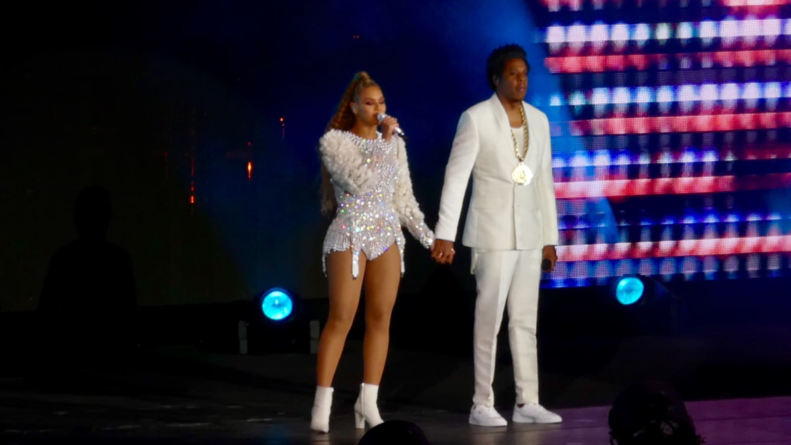 Beyoncé and Jay-Z haunted by 2014 elevator fight, dark cloud hangs over ...
