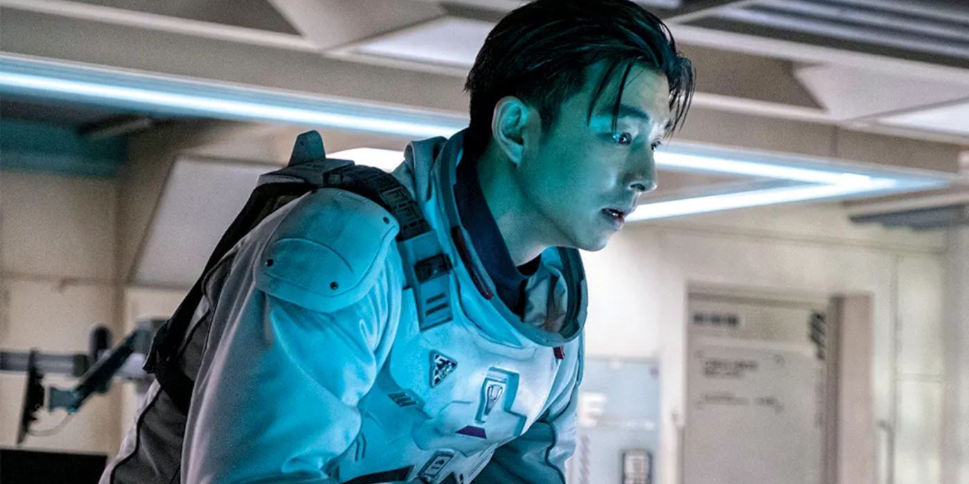 Netflix's easy-to-binge sci-fi thriller is the most realistic space ...