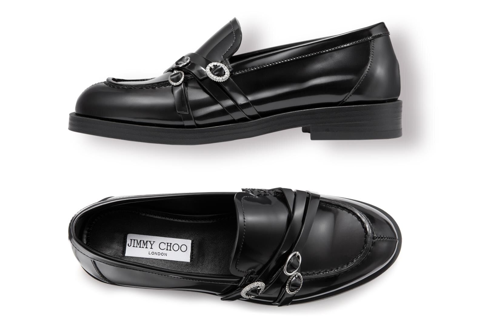 ジミー チュウ“バックル”きらめくベルト付きローファー、アイレットが