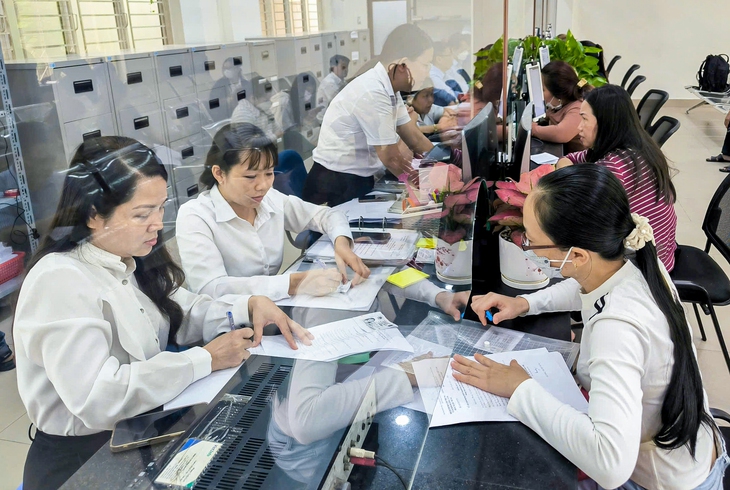 Cắt giảm hồ sơ giấy, TP.HCM đề xuất miễn trách nhiệm cán bộ nếu dữ liệu số chưa chuẩn