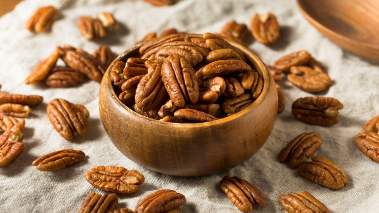 14 foods with just as much healthy fat as an avocado (if not more)