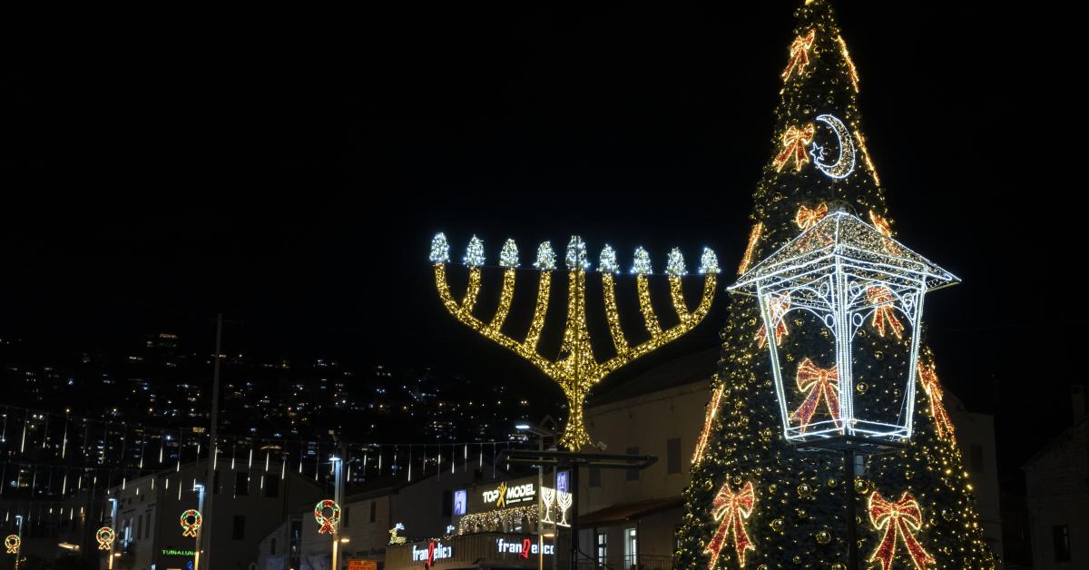 Gunmen kill at least 11, wound 29 in terror attack on Jewish holiday