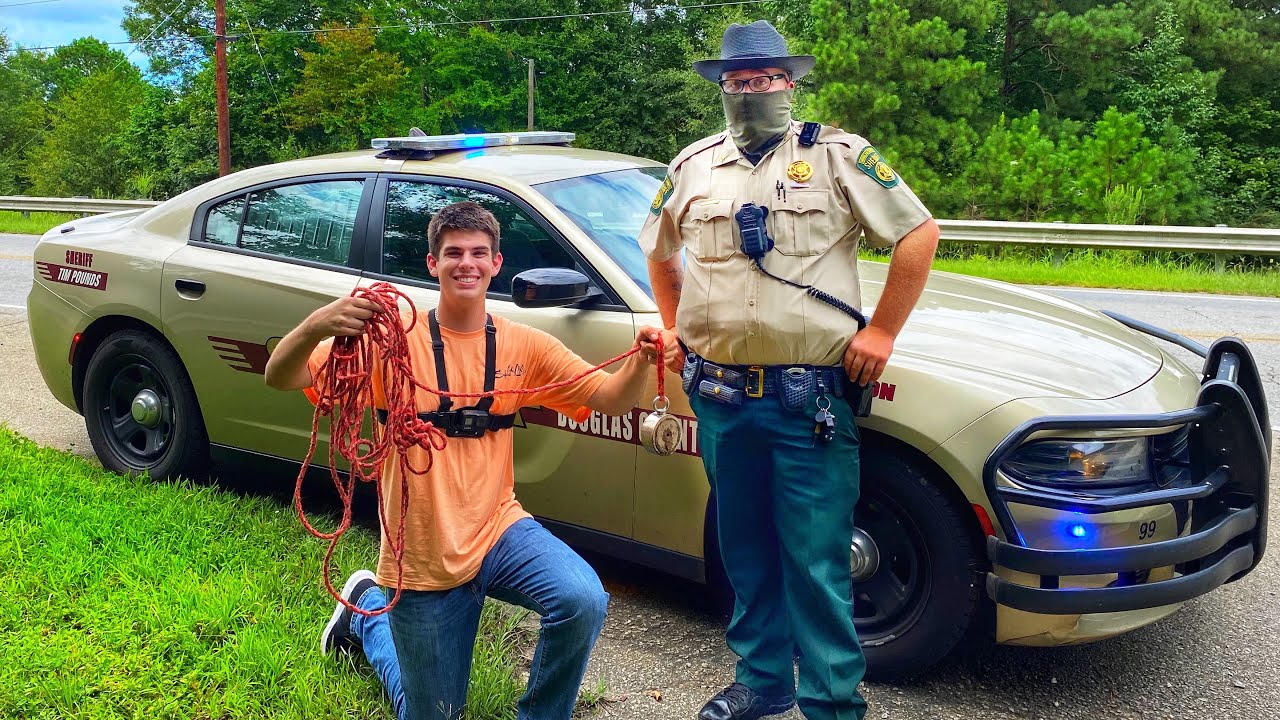 Police couldn’t believe the illegal guns & drugs we found magnet fishing!