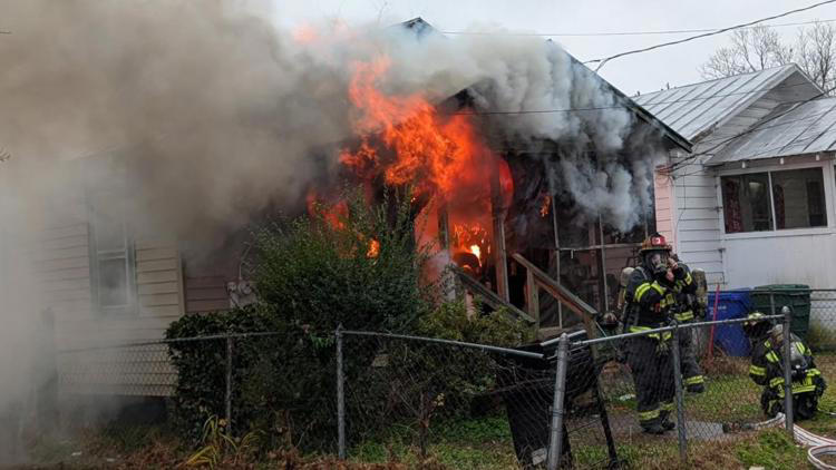 4 people displaced after house fire in Suffolk