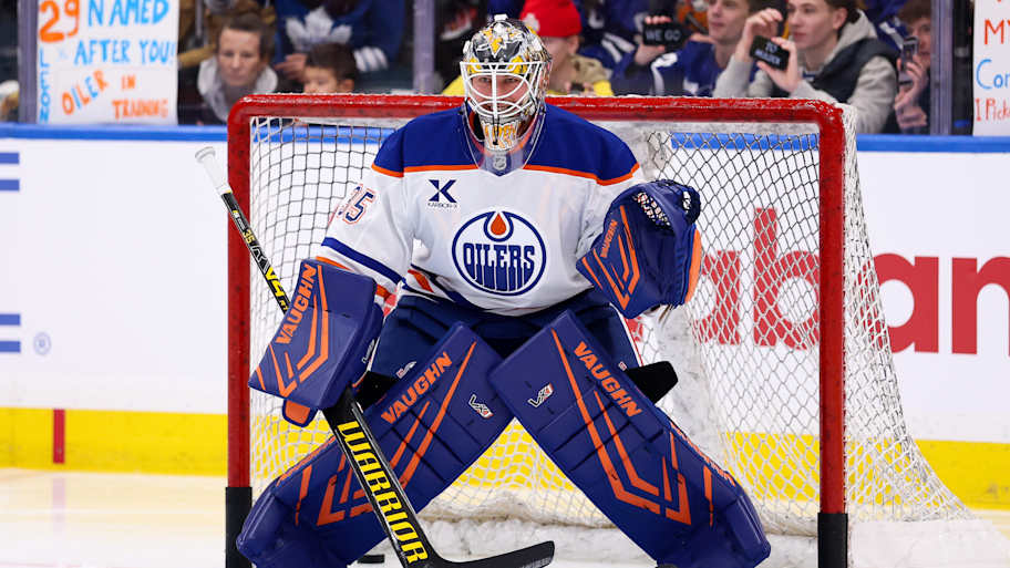 Oilers new goalie shines in debut; great sign for the future