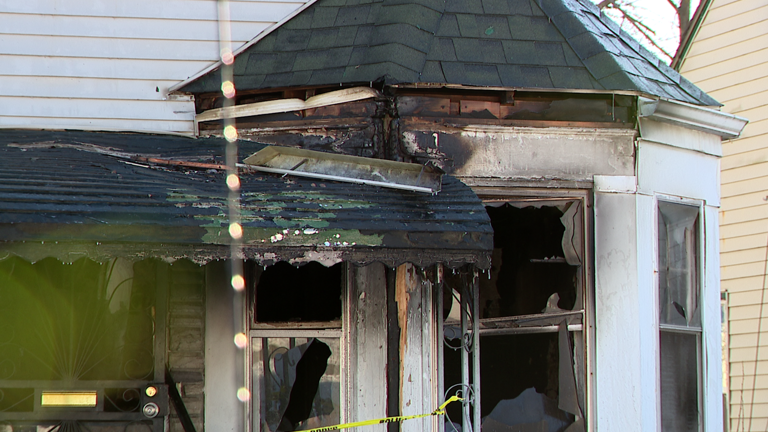 7-year-old killed in early morning Detroit house fire