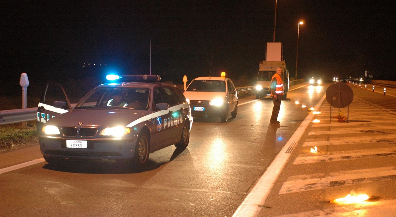 Incidente tra due auto sulla autostrada A4: 61enne morta sul colpo, due ...
