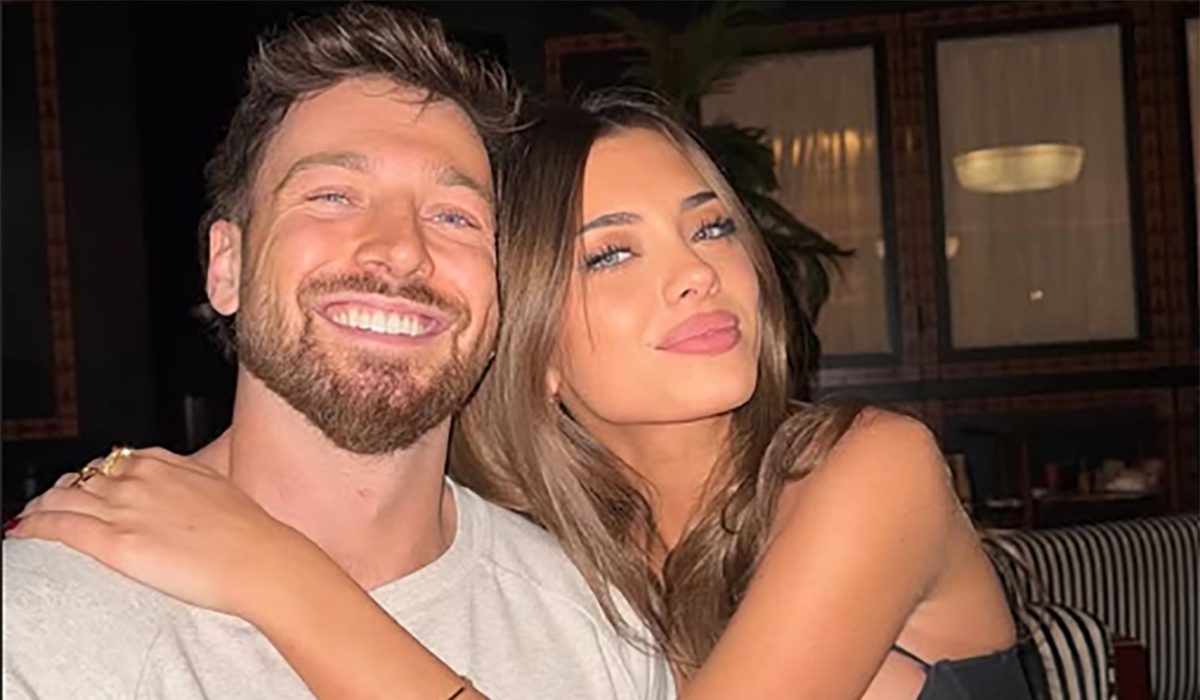 Sam Thompson goes Insta official with new GF as Zara McDermott shares snap  with 1D star, image size:1200x700