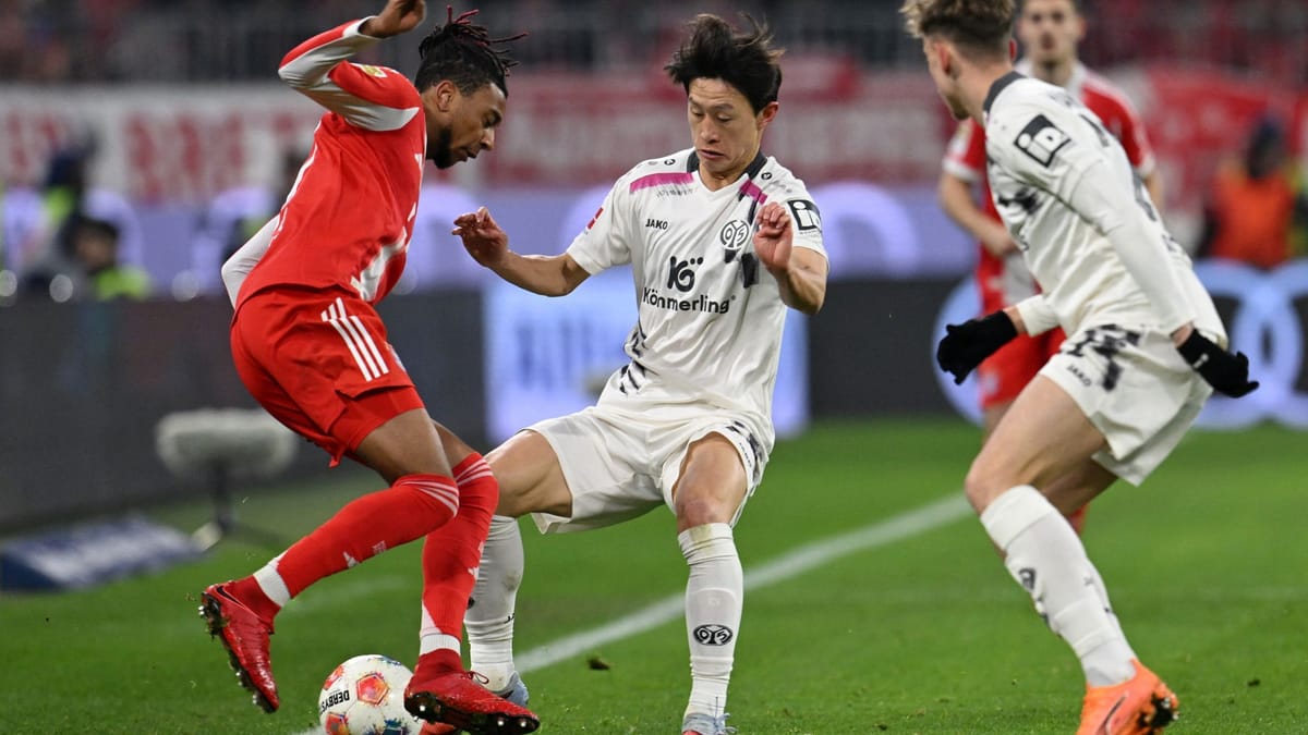 Michael Olise: Gute Flanke auf Kane (21.). Scheiterte per Schlenzer nur knapp an Batz (23.). Leitete das 1:0 mit einer schönen Einzelaktion ein und tunnelte dabei seinen Gegenspieler. Verzettelte sich aber auch immer wieder. Note 4 (Quelle: Angelika Warmuth)