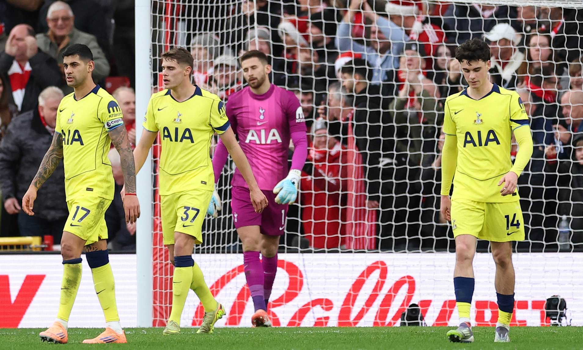 Jamie Carragher tears into Spurs star who is 'always blaming someone ...