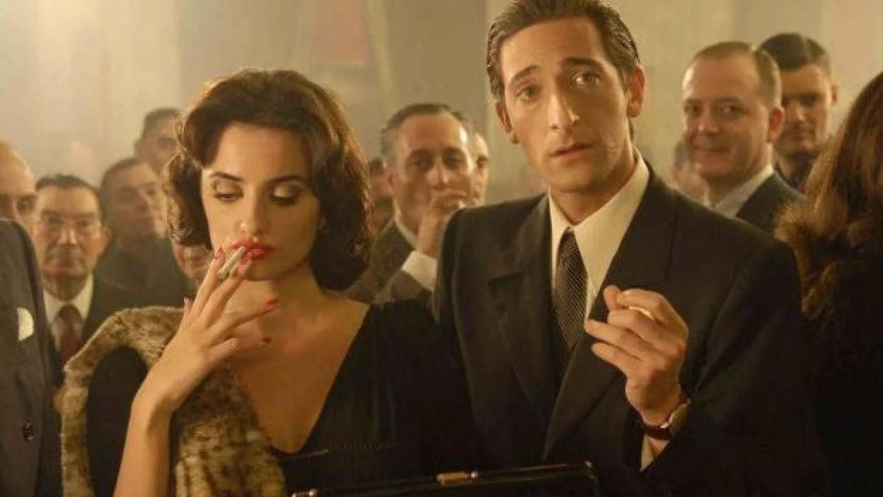 "Me empujaba para sacarme de cámara": la acusación que expone el ego de Adrien Brody en el set