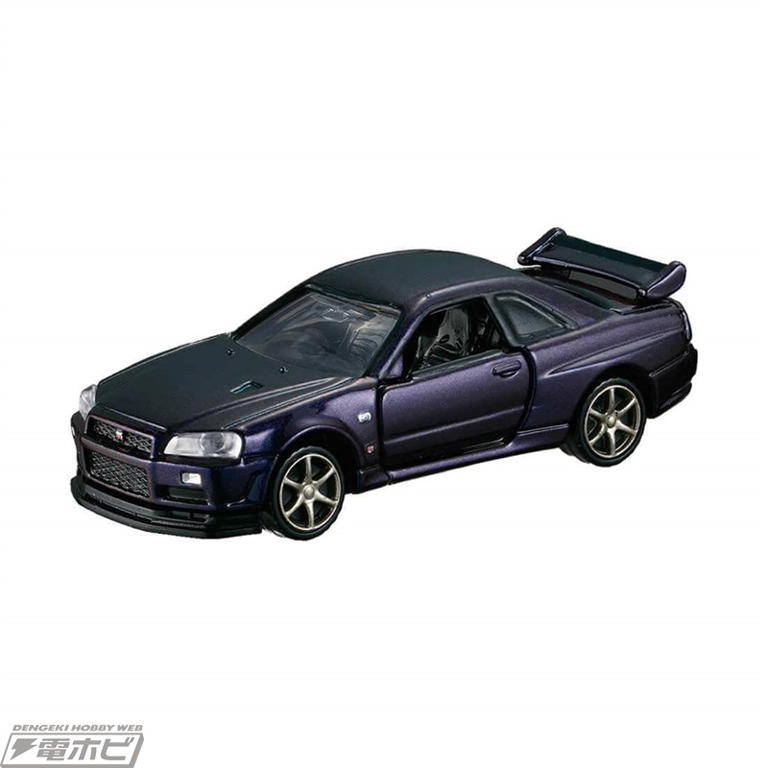 トミカプレミアム4台セット「GT-R 4 MODELS Collection」とトミカ