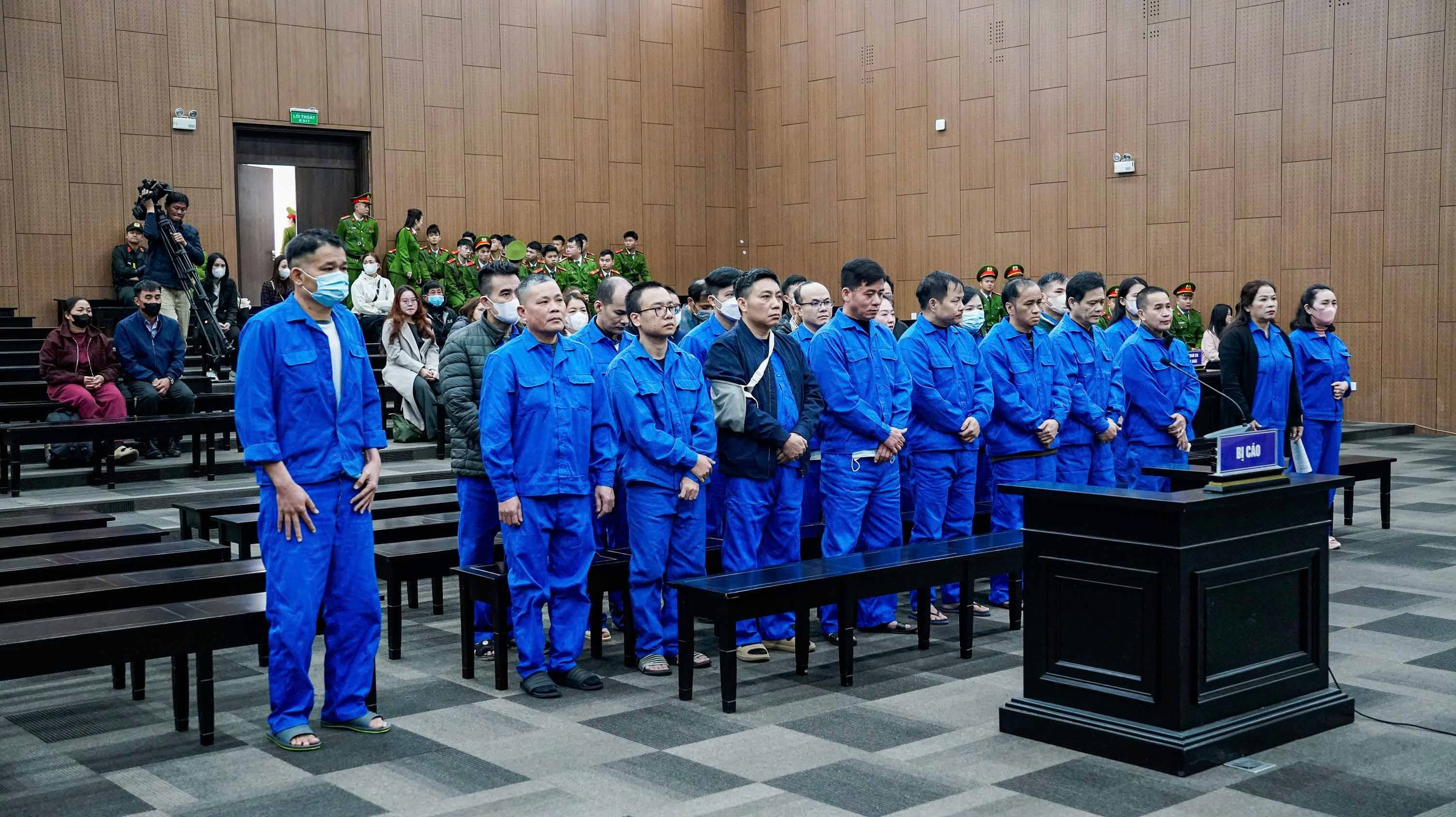 Loạt cựu thẩm phán bị xét xử trong chuỗi 20 vụ 'chạy án'