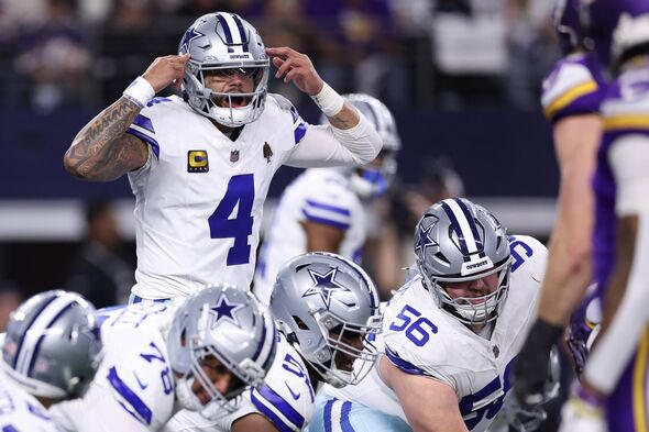 Cris Collinsworth makes NBC viewers uncomfortable with Cowboys epithet on  SNF