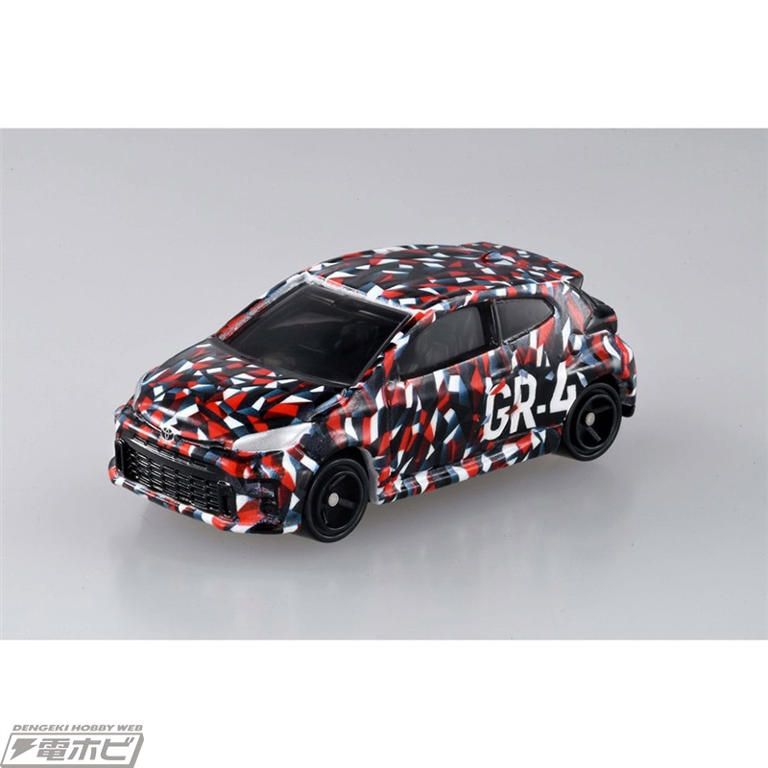 トミカプレミアム GT-R 4 MODELS Collection トミカプレミアム4台セット「GT-R 4 MODELS Collection」とトミカ