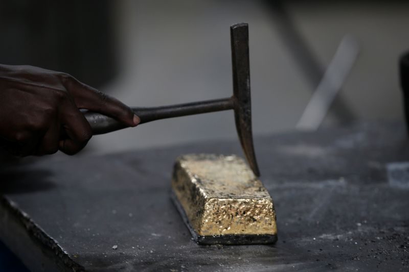 Gold rises on softer dollar, yields as markets eye US jobs data; silver steadies<br><br>