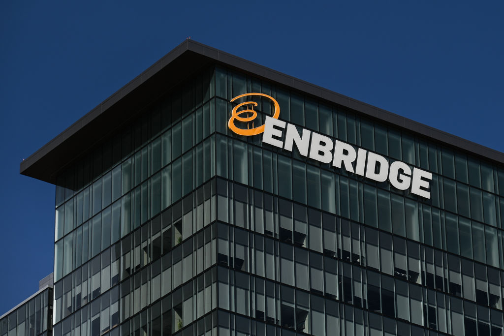 Enbridge Finalizes Debt Exchange for Pipeline Subsidiary