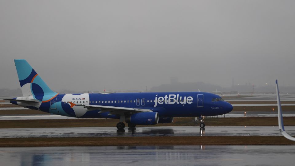 JetBlue plane near Venezuela avoids midair collision with US Air Force