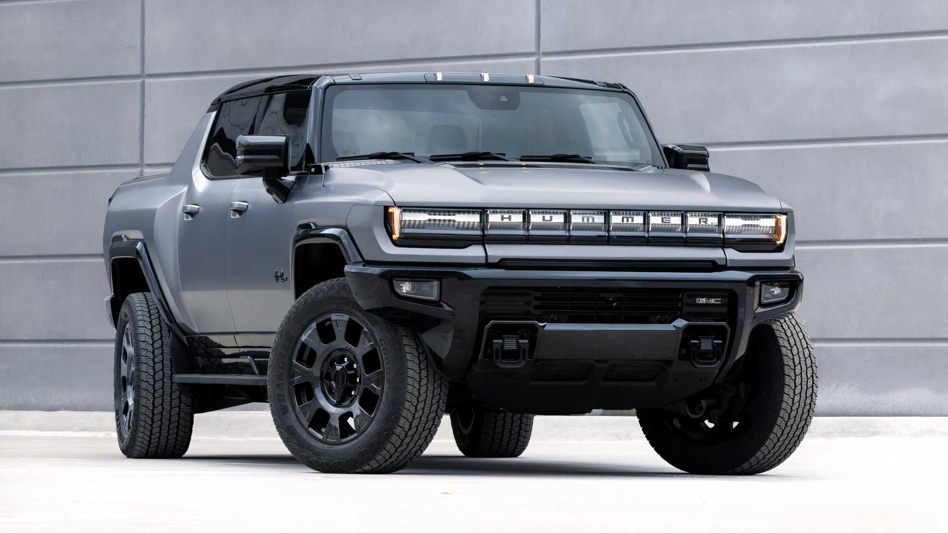 2026 GMC Hummer EV Carbon Fiber Edition Pickup front three-quarter view