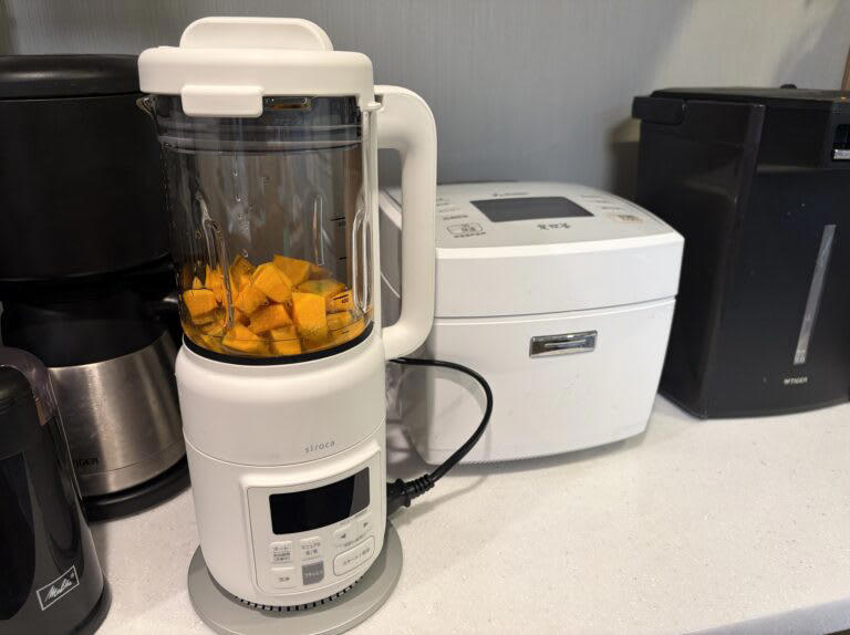 この冬大活躍間違いなし】ママ友間で話題のおうちシェフ BLENDER使ってみた