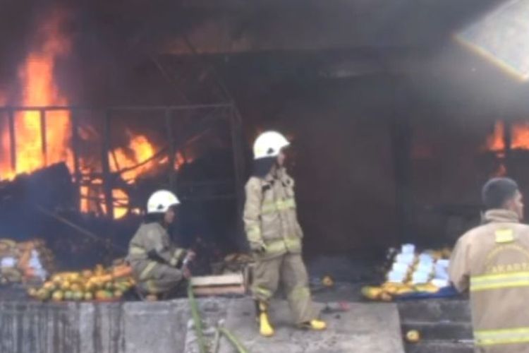 Pasar Induk Kramat Jati Terbakar, PD Pasar Jaya Pastikan Asuransi Pedagang Terlindungi